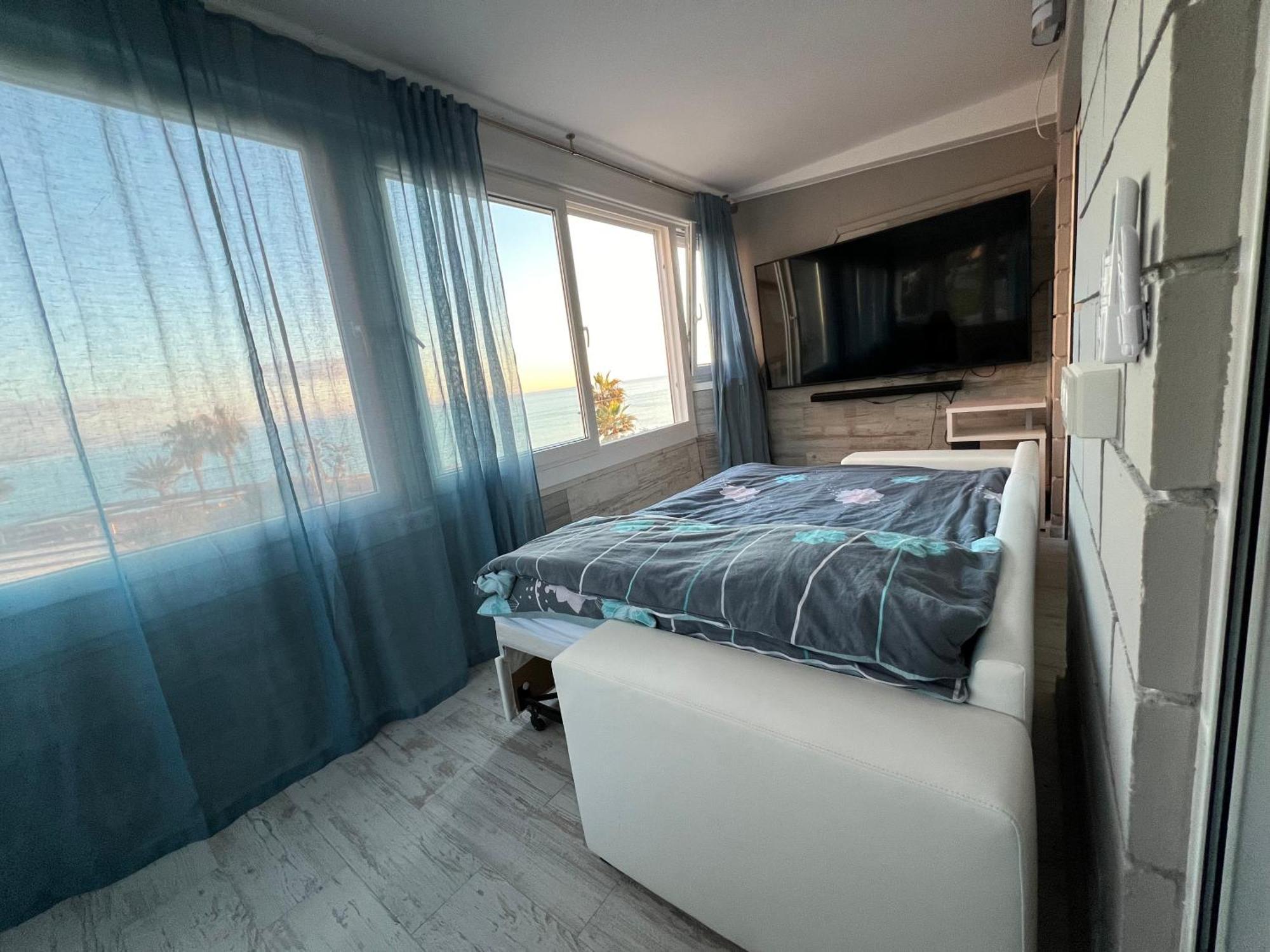 La Mata Apartment On The First Line Of The Sea Torrevieja Buitenkant foto